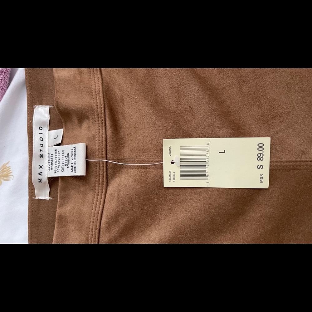 NWT Max Studio faux Suede leggings